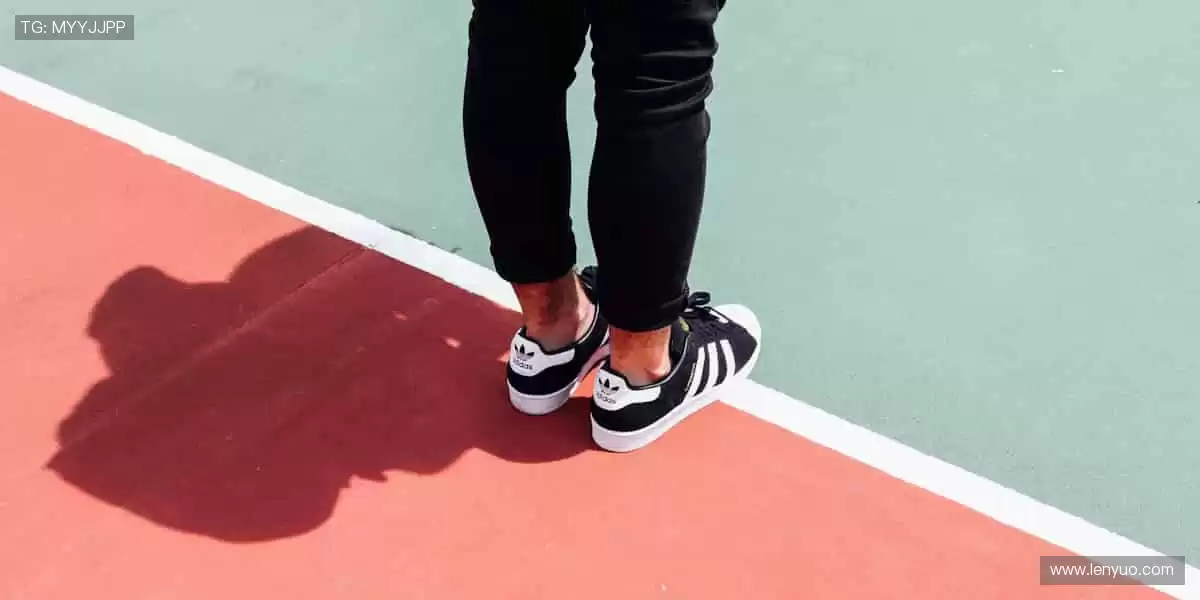 🎯专属周边，硬核热爱！把胜利穿在身上，让激情时刻相伴！